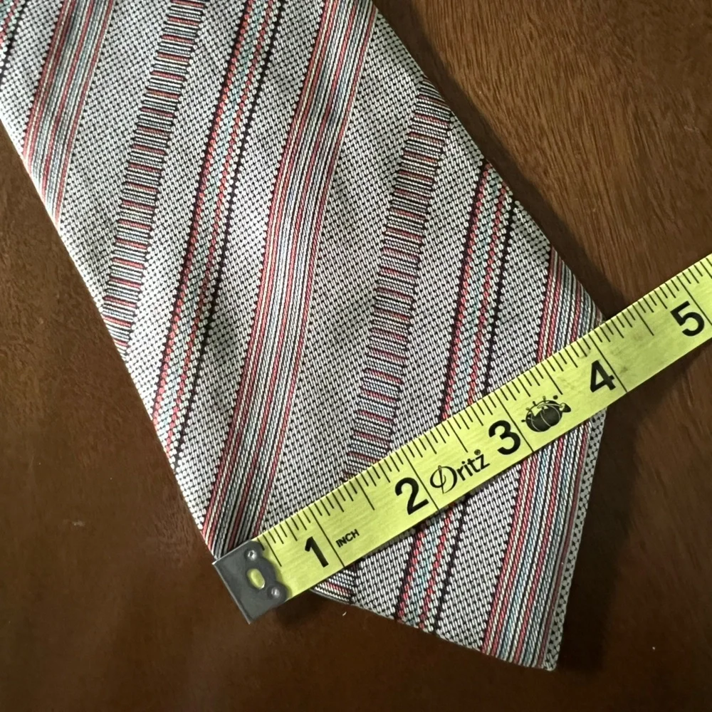 Men’s Nik Nik vintage 70s wide SILK Beige neck tie Gino Pompeii Made in Italy